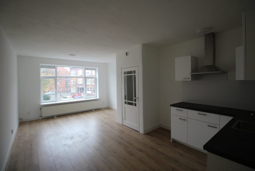 Foto 1, Letlandsestraat | 2-kamer appartement in Rotterdam Oud mathenesse